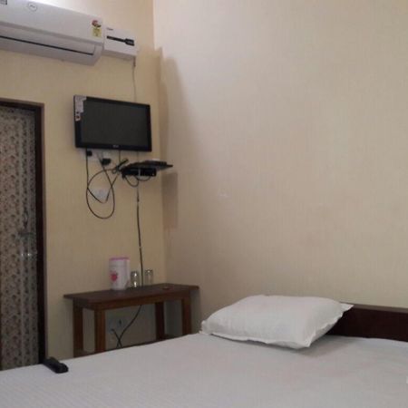 Colonelganj Hotel Ganga Vilas מראה חיצוני תמונה
