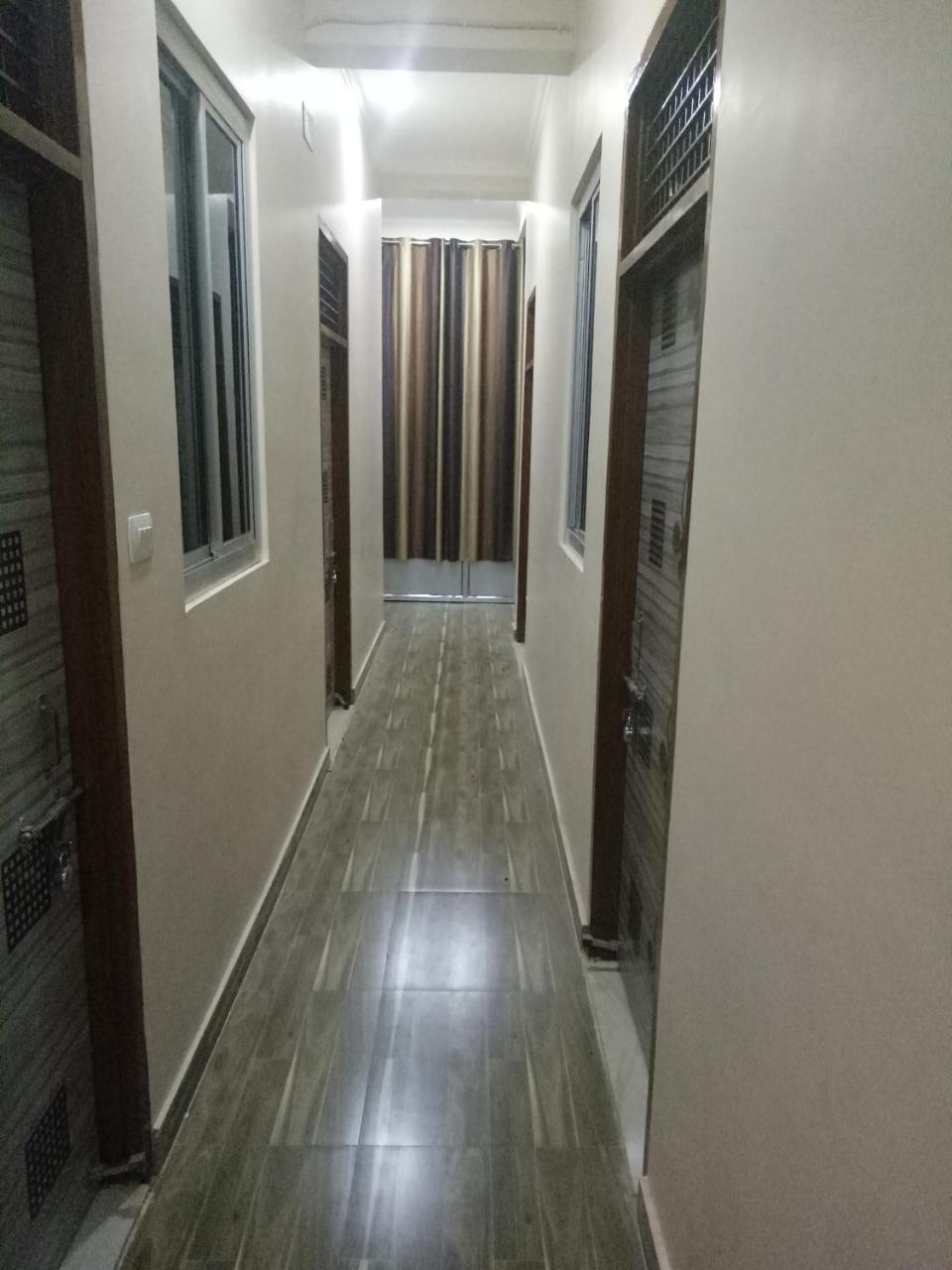 Colonelganj Hotel Ganga Vilas מראה חיצוני תמונה