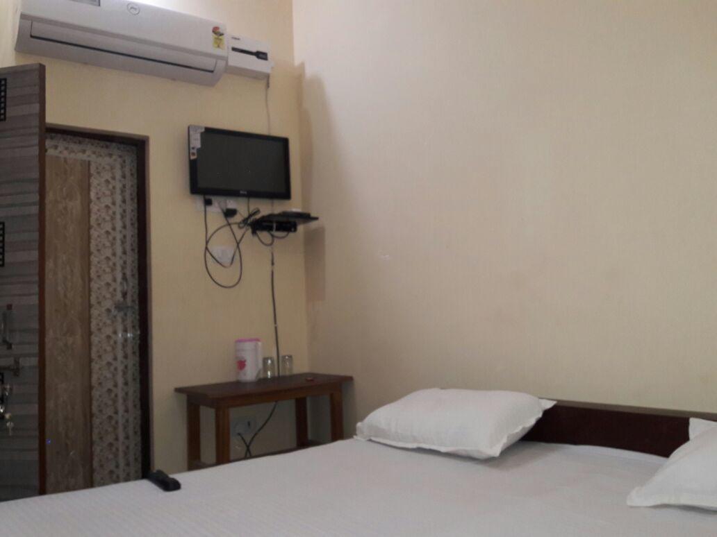 Colonelganj Hotel Ganga Vilas מראה חיצוני תמונה